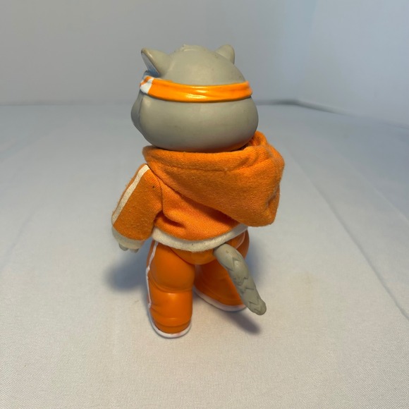 Vintage 1984 AGC Tomy Hong Kong Wolf in Track Suit Toy Figurine - Picture 2 of 5